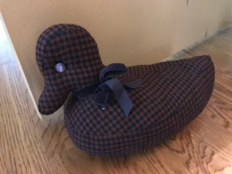 lot 2071 image: Plaid Duck Door Stop