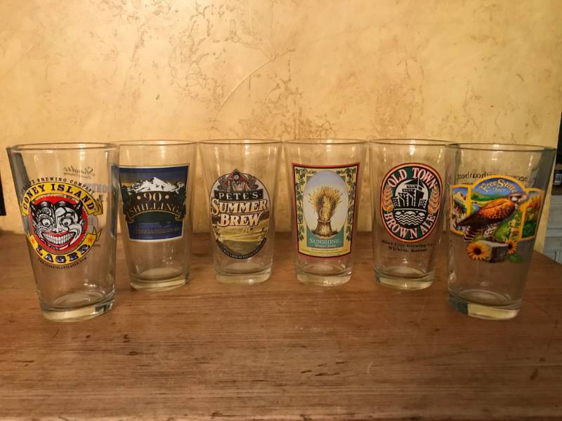 lot 2162 image: Variety of Brewery Beer Glasses (set of 6)