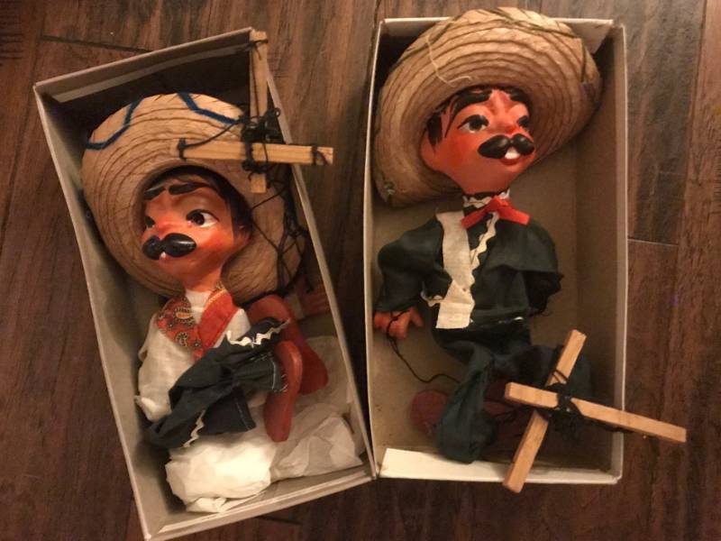 lot 2214 image: Set of 2 Mexican Marionettes