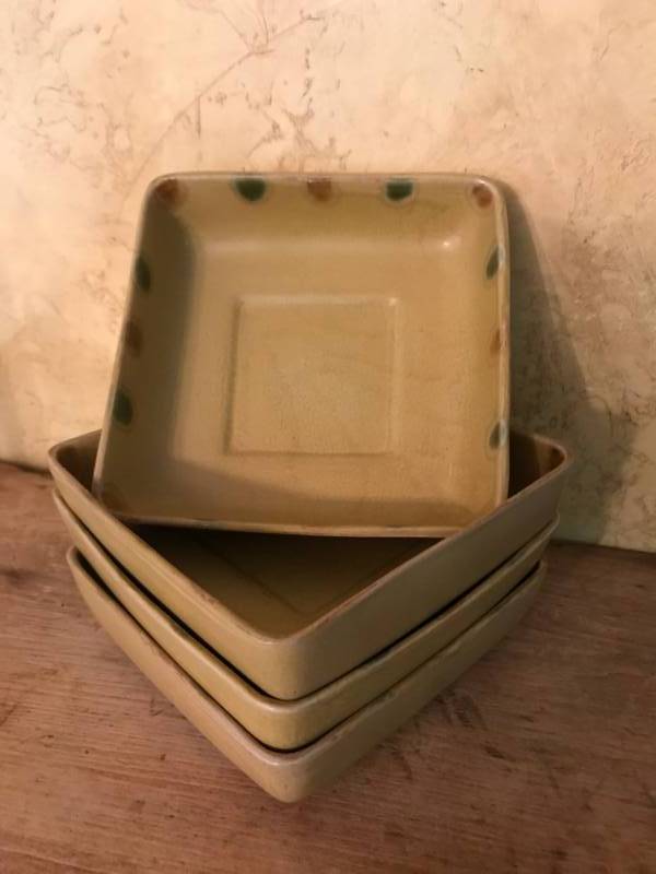 lot 2219 image: Set of 4 vintage square bowls-6 12 x 6 12