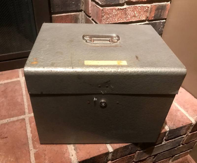 lot 2243 image: Metal Storage Box (closes)--no key