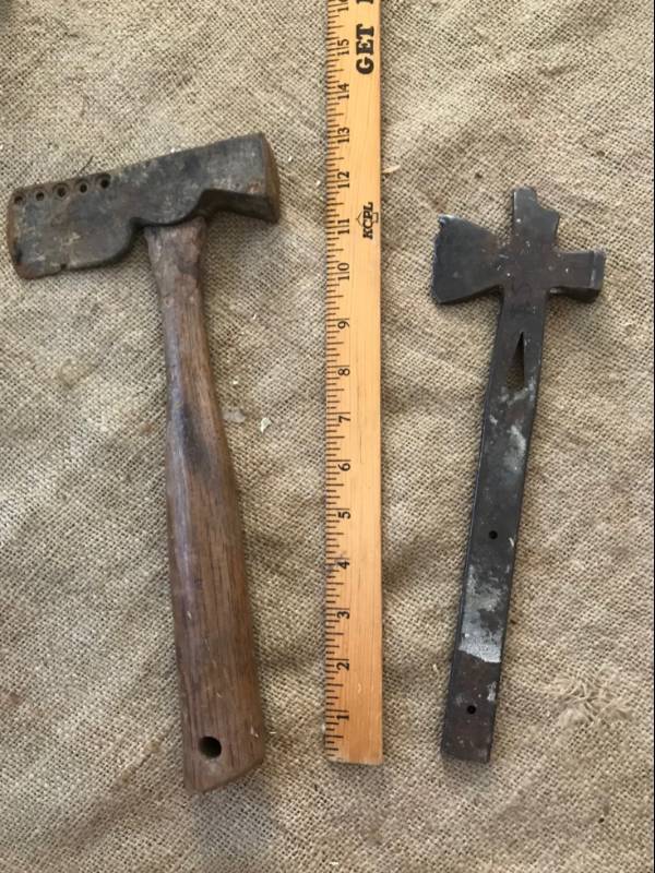 lot 2256 image: Rustic metal hatchetsaxes