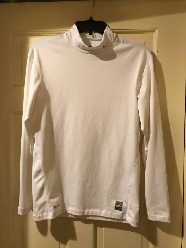 lot 2267 image: Nike Pro Combat white turtle neck long sleeve Large