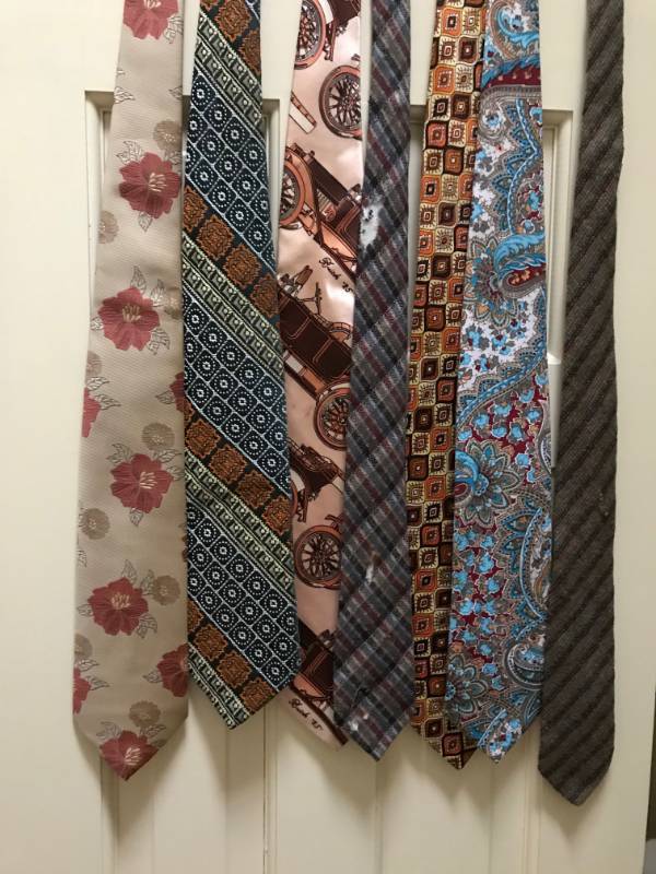 lot 2278 image: Set of 7 Vintage Ties--One with Antique Cars and check out the cool paisley