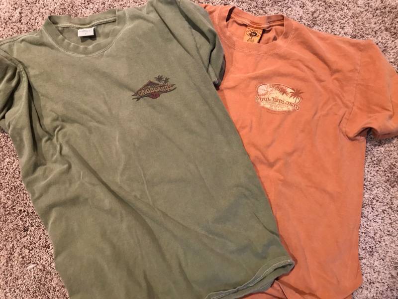 lot 2317 image: Set of travel faded wash T Shirts Large