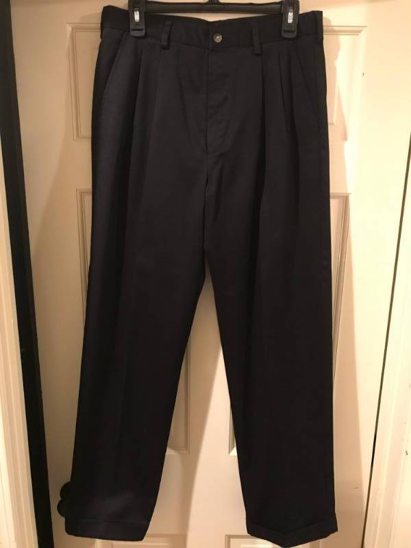 lot 2351 image: George Pleated black khaki slacks-32 x 32