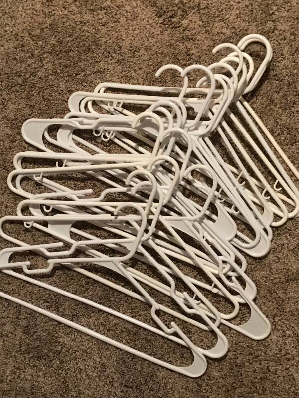lot 2355 image: Set of plastic hangers (20 in set)