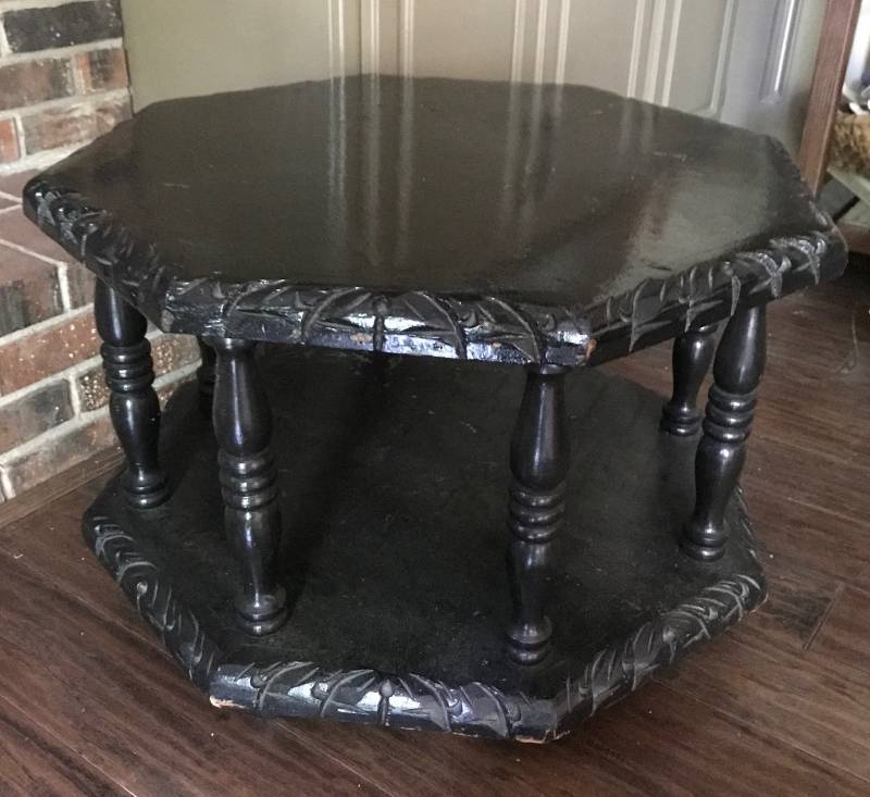 lot 47 image: Black Wood side tablecoffee table