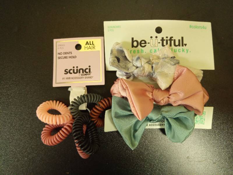 lot 2052 image: Scunci Hair Accessories Set - Scrunchies and Spiral Hair Ties - Retail $12