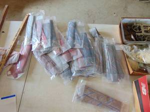 lot 2119 image: 20 Skinny Ties