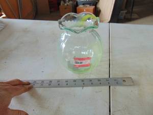 lot 2142 image: Small Vase - Yellow Swirled Glass - Uranium 