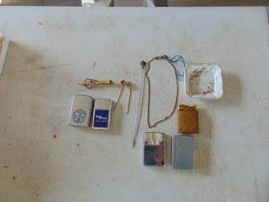 lot 2159 image: Lighters and Stick Pins