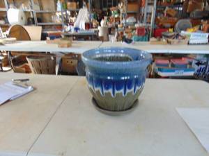 lot 2176 image: Large Colorful Planter