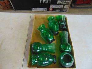 lot 2203 image: Selection of Green Glass Vases