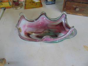 lot 2241 image: Murano Style - Glass DishVase