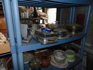 lot 2256 image: Vintage Waffle Makers - Skillet and Toaster