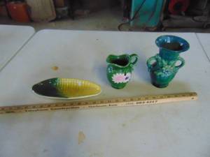 lot 2266 image: Majolica Pieces   and some corn -