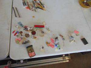 lot 2272 image: Selection of small Items - Marbles