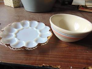 lot 2281 image: Egg Platter - Ribbed Bowl