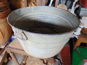 lot 2316 image: Large Galvanized Tub