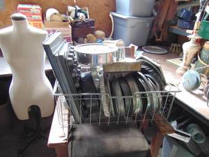 lot 3000 image: Huge Selection of Baking Sheets and Pans