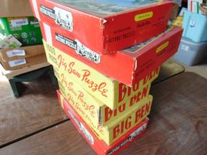 lot 2331 image: Vintage jigsaw Puzzles