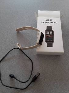 lot 163 image: Smart Fitness Watch - Retail $0