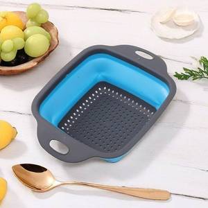 lot 273 image: 1 Pcs Silicone Collapsible Colander, 9.4x7.2in Kitchen Food Strainer Over the Sink Colander for Draining Pasta Vegetable Fruit, Essential Kitchen and Travel Use(Blue)