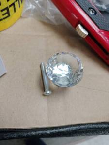 lot 18379 image: Clear Crystal Glass Drawer Pull - 24 Ct