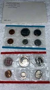 lot 4 image: 1971 US Mint Uncirculated Coin Set