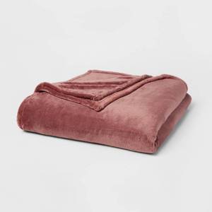 lot 3251 image: FullQueen Microplush Bed Blanket Berry - Threshold Cozy Polyester, No Fill, Machine Washable - Retail $40