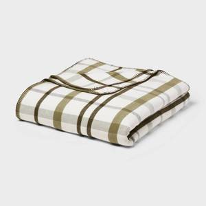 lot 3276 image: FullQueen Brushed Cotton Blanket Green Plaid - Threshold - Retail $40
