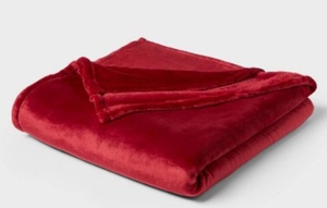 lot 3518 image: King Microplush Blanket Threshold Red&nbsp