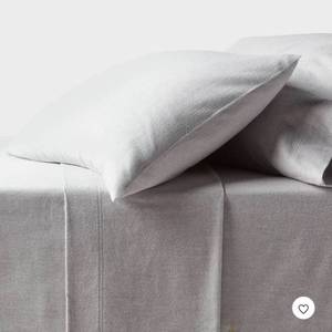 lot 3531 image: King Ultra Soft Flannel Sheet Set Eco Melange Gray - Threshold - Retail $65