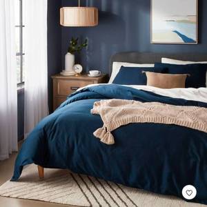 lot 3537 image: FullQueen Washed Cotton Sateen Duvet Cover and Sham Set Dark Navy - Threshold 250 Thread Count, OEKO-TEX Certified - Retail $59
