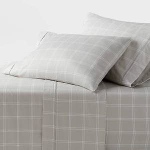 lot 3636 image: King 400 Thread Count Performance Sheet Set Gray Plaid - Threshold - Retail $65