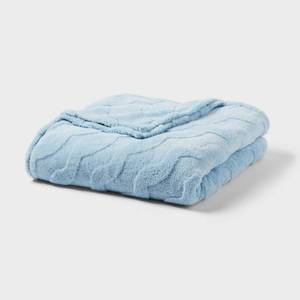 lot 3680 image: FullQueen Wavy Jacquard Plush Blanket Light Blue - Room Essentials - Retail $25