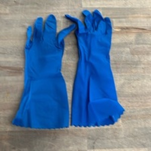 lot 4727 image: 12 Pair- Blue Unlined Latex Premium Gloves. Small - Retail $0