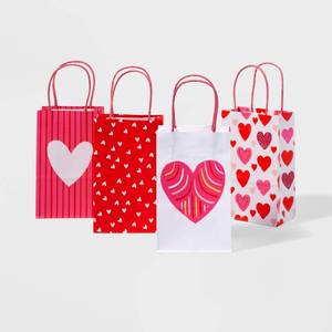 lot 7152 image: 8 count Junior Valentine Tote PinkRed Hearts Gift Bags