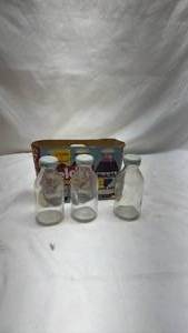 lot 405 image: Clear Glass Mason Jars with White Lids - Set of 3