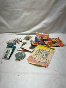 lot 413 image: 1960s Sewing Notions Collection