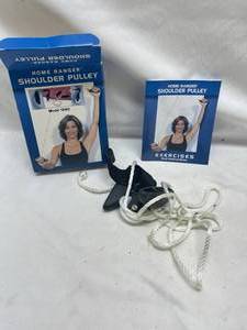 lot 443 image: Home Ranger Shoulder Pulley Exercise Device