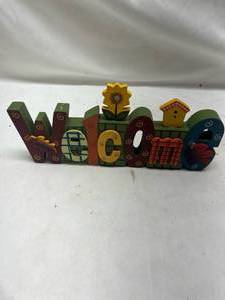 lot 446 image: Welcome Wood Wall Sign with Decorative Accents