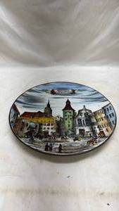 lot 472 image: European Cityscape Decorative Plate