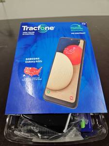 lot 2035 image: Samsung Galaxy A02s Tracfone Smartphone