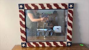 lot 1055 image: American Flag Decorative Wall Mirror (24 inches by 20 inches)