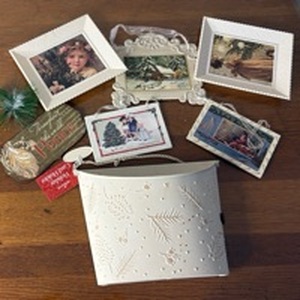 lot 1063 image: Victorian Christmas Card Decor Collection with Wall Hanging Hallmark Card Holder