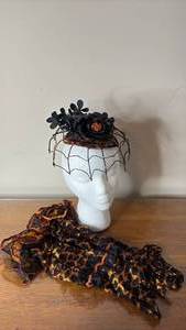 lot 1073 image: Halloween Novelty Hat and Gloves