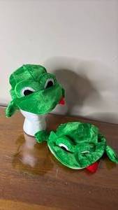 lot 1075 image: Pair Plush Frog Hats