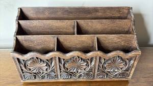 lot 1097 image: Vintage Faux Wood Mail Organizer